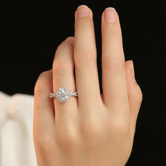 Glamour Gown Ring | S925 Silver | Moissanite