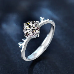 Diana's Grace Ring - Liora