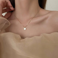 Golden Shell Reflecting the Moon | S925 Silver