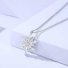 Frost Elegance Snowflake Necklace | S925 Silver | Liora Gem