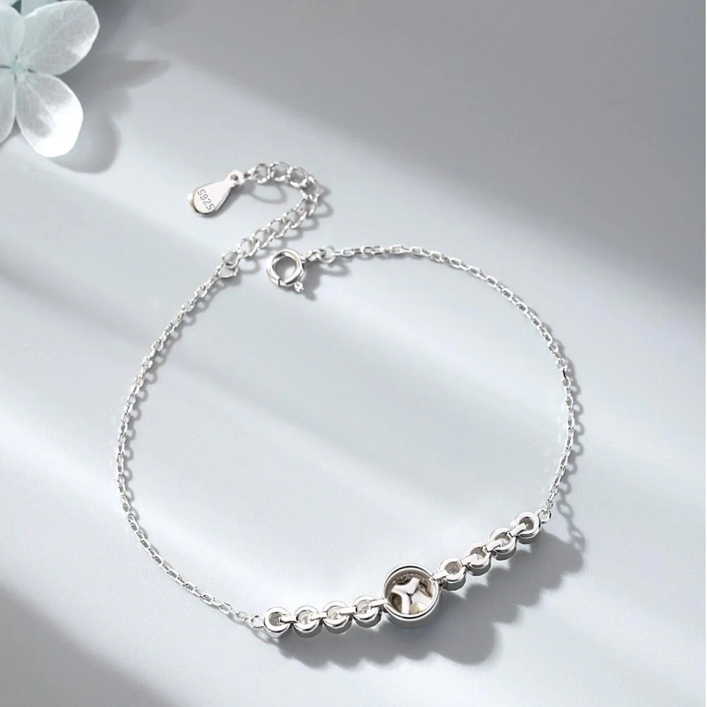 Glistening Ocean Bracelet | S925 Silver | Liora Crystal