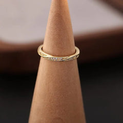 Eternal Loop Möbius Ring | Sustainable Metal | Liora Gems