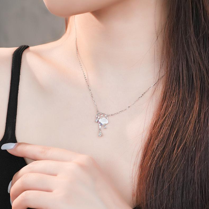 Whisper of Clouds Necklace  | S925 Silver | Topaz