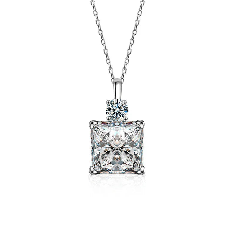Square Moissanite Encounter - Liora