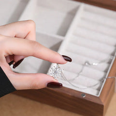 Frost Elegance Snowflake Necklace | S925 Silver | Liora Gem